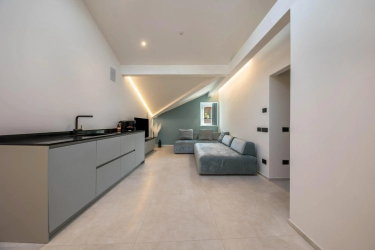 App 8 Palazzo Cavour