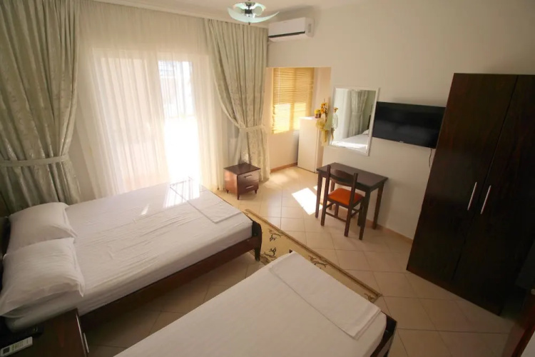 Elena Hotel