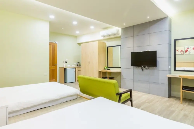 Superior Quadruple room