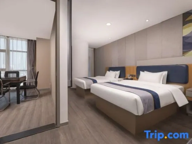 Double Suite