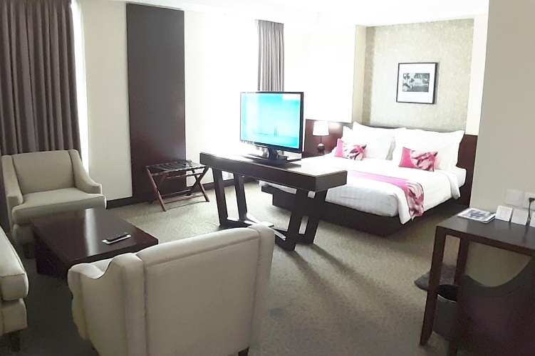 Business Single Suite