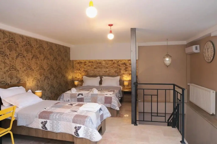 Triple room