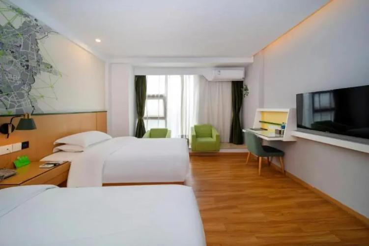 Vatica Hefei Feidong County Yuzhou Central Square Hotel