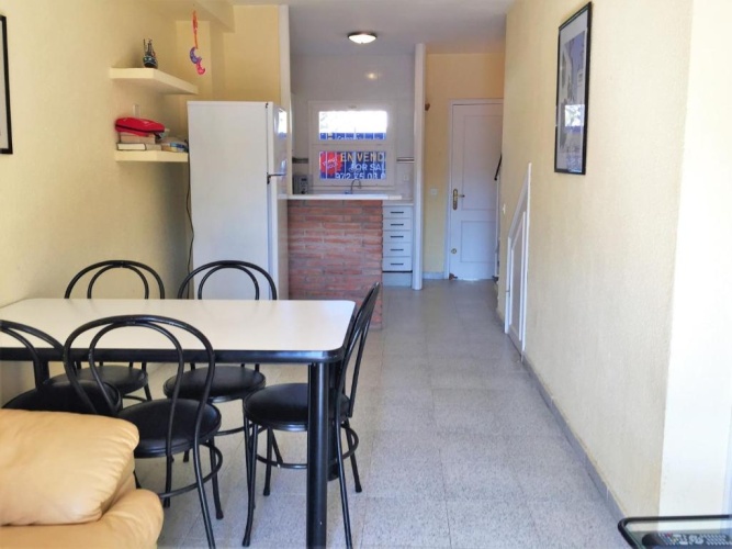 2 Bedrooms Cottage