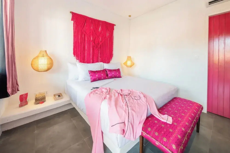 PinkPrivate Balangan - for Cool Adults Only