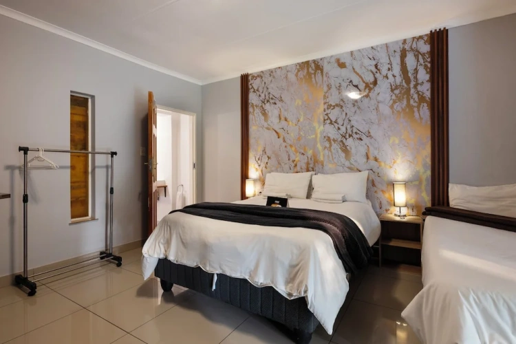 1 Bedroom Family Apartment with balcony