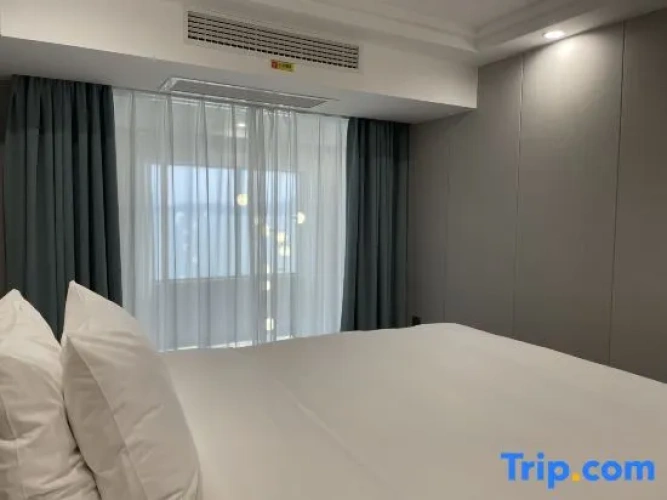 2 Bedrooms Business Apartment with sea view