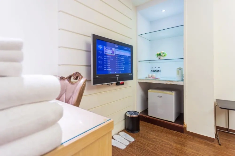 1 Bedroom Deluxe Triple room