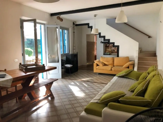 3 Bedrooms Cottage