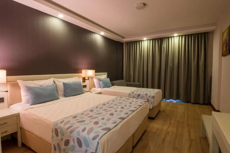 Superior Triple room