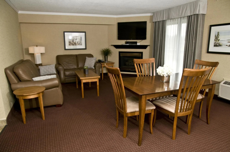 Best Western Plus Nor'wester Hotel & Conference Centre