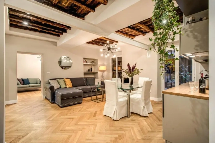 3 Bedrooms Apartment