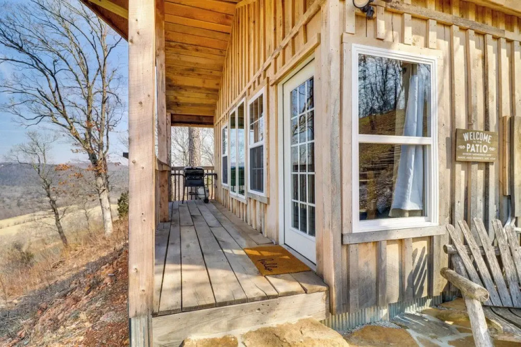 Peaceful Mountain Air Getaway w/ Fire Pit!