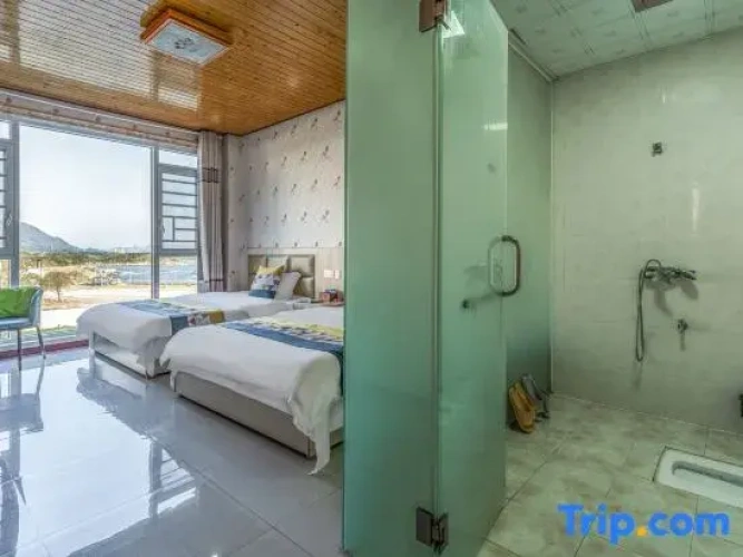 Standard Double room with lake view