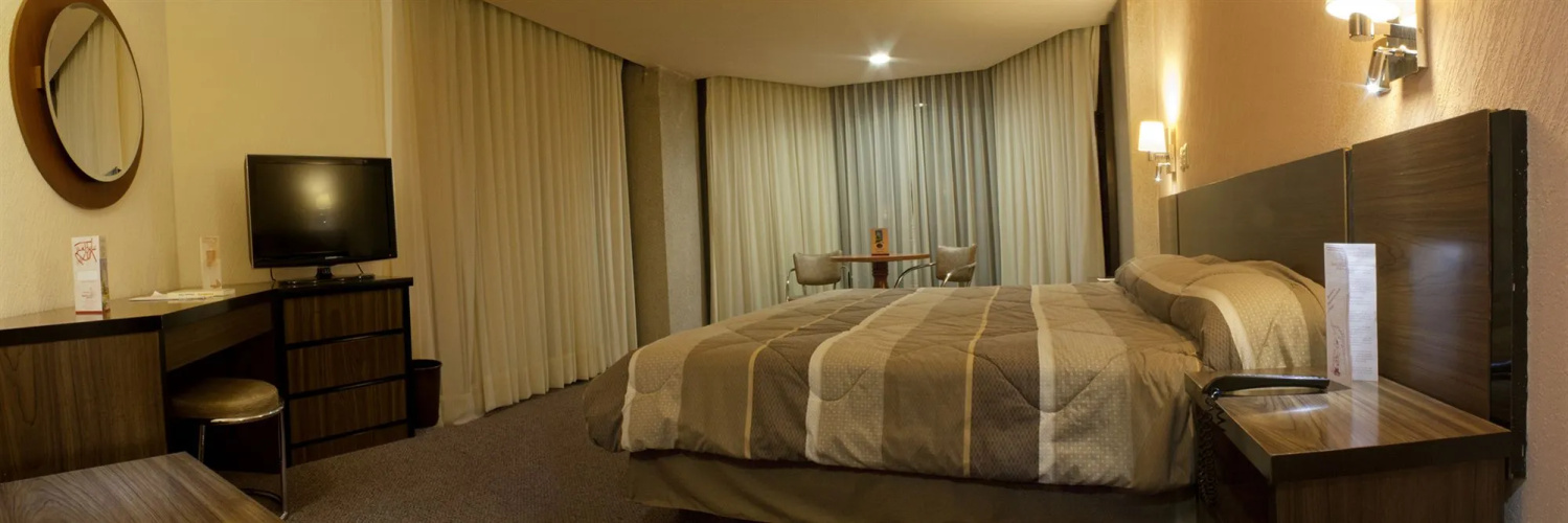 Hotel Real Plaza