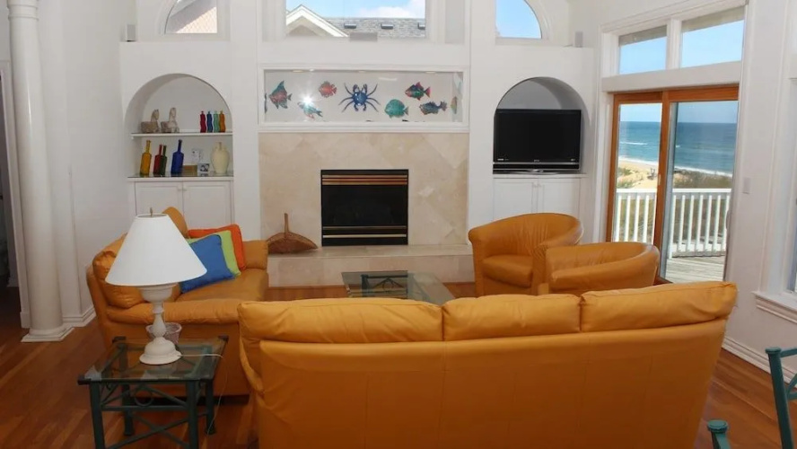 Cabana Beach - 6 Br Home