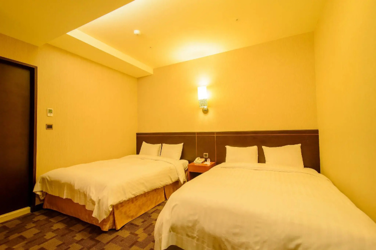 LA HOTEL Liuhe Fusing