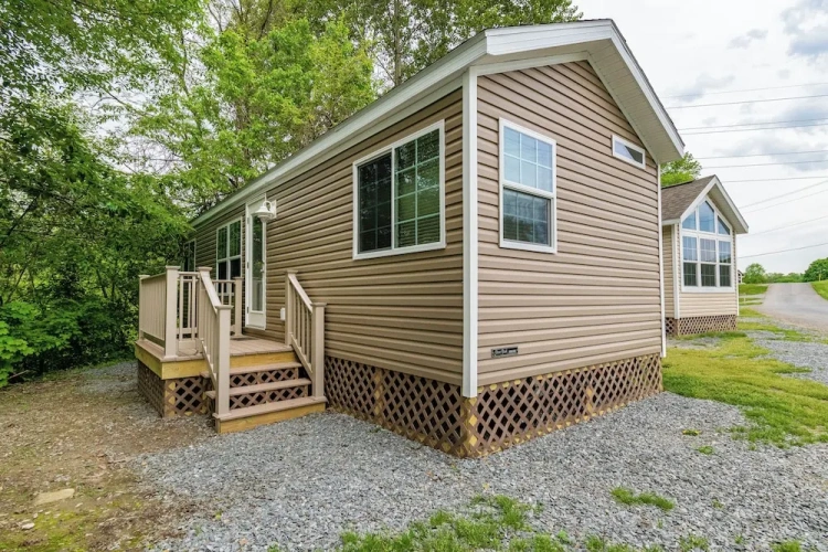 2 Bedrooms Cottage