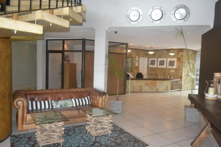 Riviera Hotel