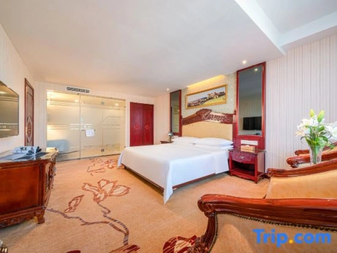 Standard Double Suite
