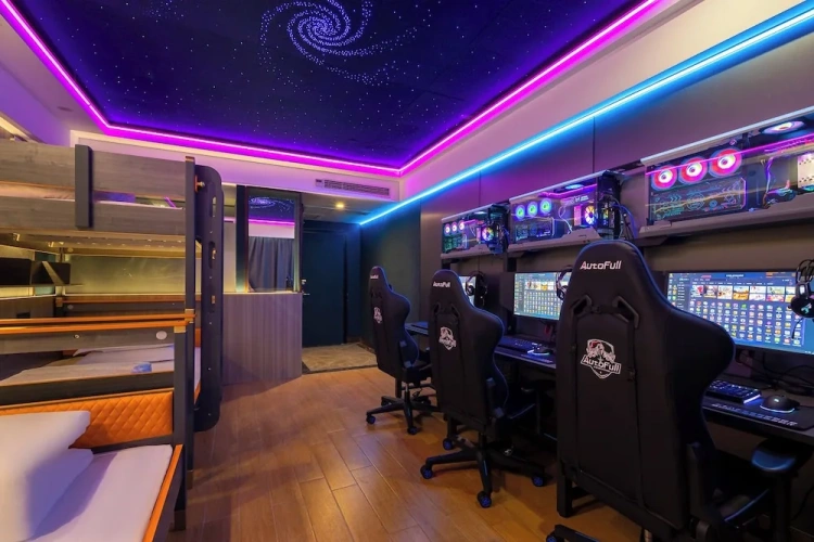 Standard Triple Family room