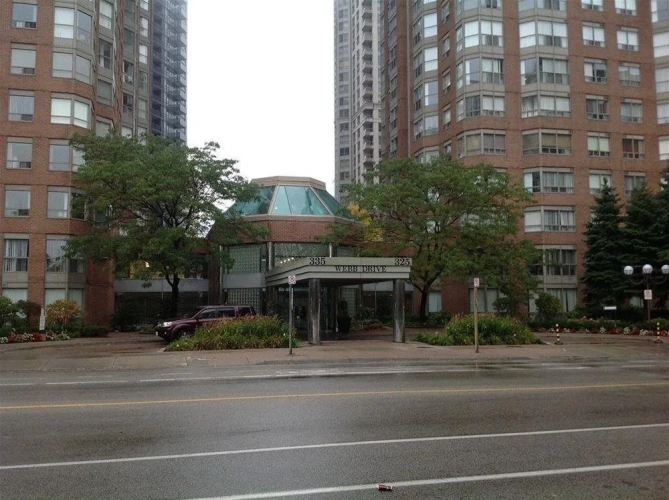 Oxford Furnished Apartments, Mississauga