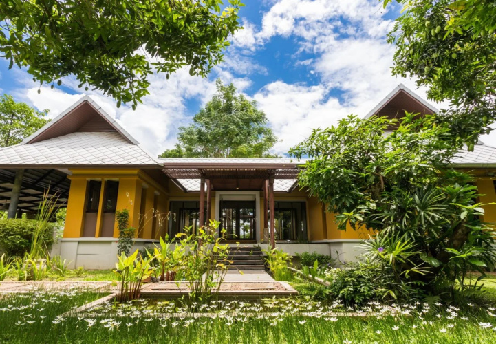The Tropical Escape