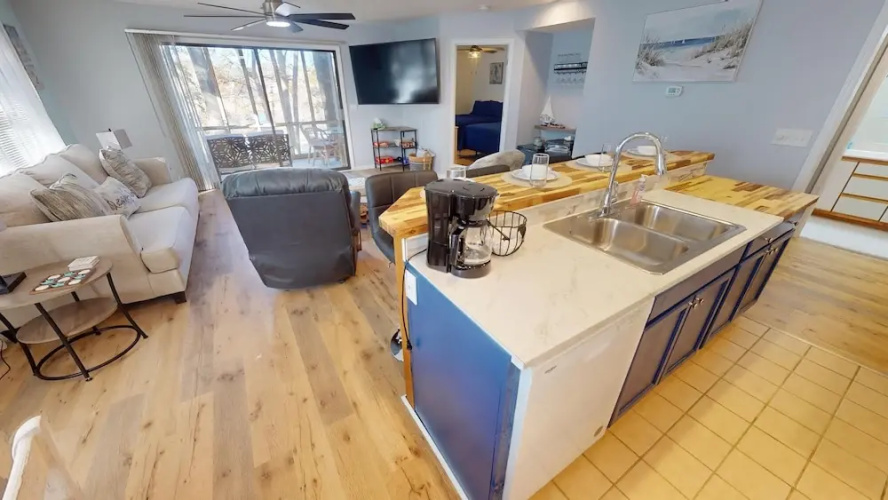 River Creek 1 Unit 303