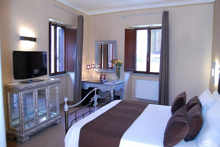 Royal Palace Luxury Hotel