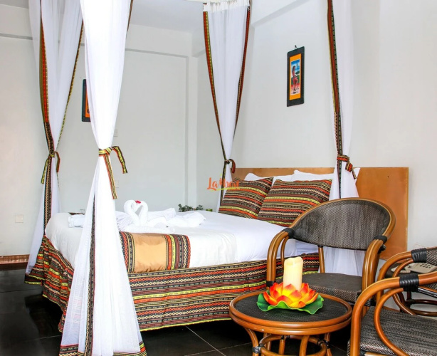 Laibon Hotel