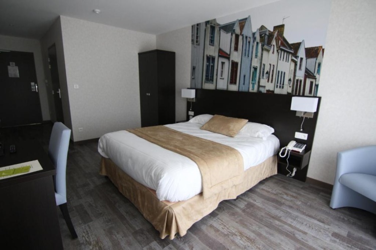 Standard Double Basement room