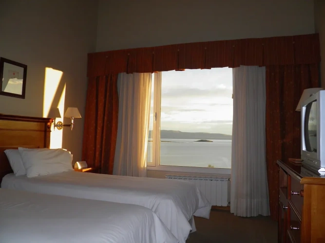 Standard Double room with lake view