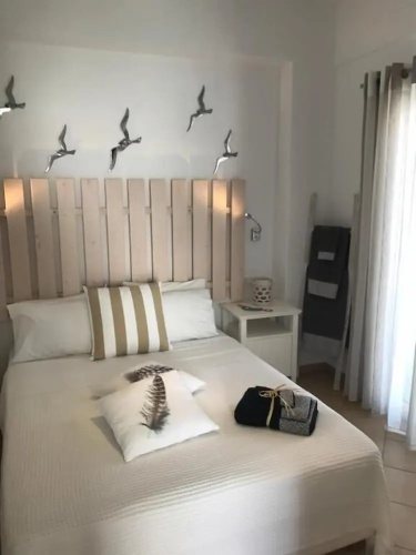 YL Suites