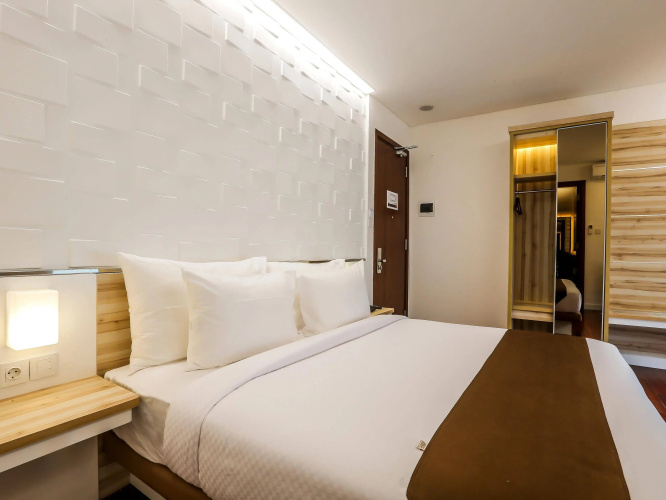 Alimar Hotel
