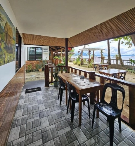 Deluxe Triple room with balcony and with sea view