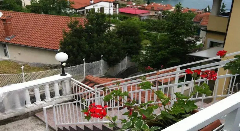 Sepic Apartments