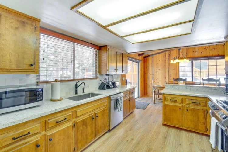 3 Bedrooms Cottage