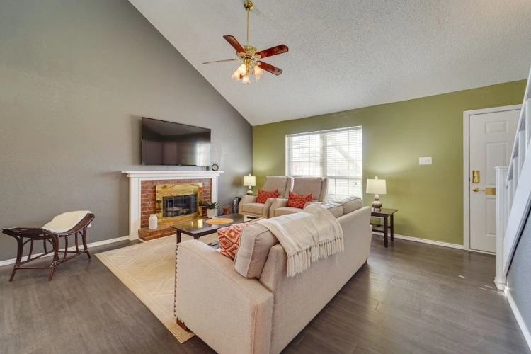 3 Bedrooms Cottage