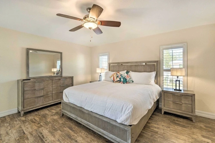 3 Bedrooms Cottage
