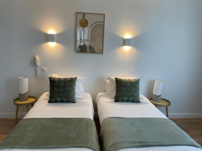 Standard Twin room