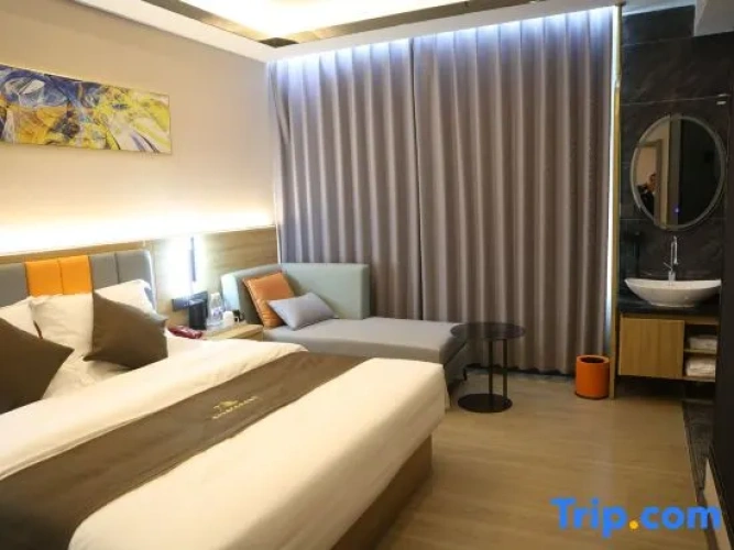 Superior Suite