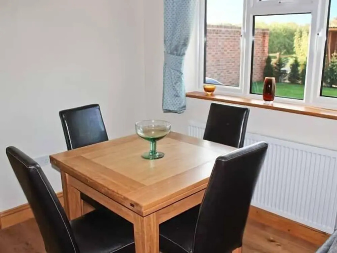 Moat Farm Cottage