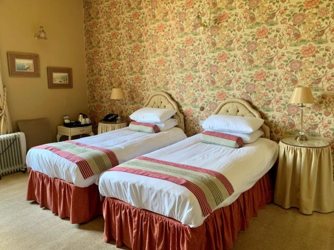 Classic Twin room