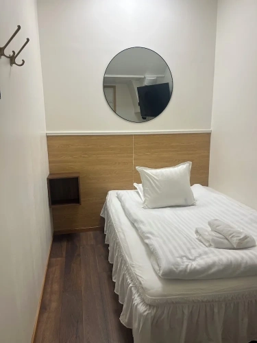 Economy room