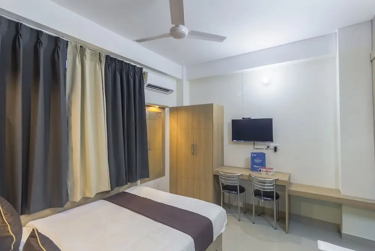OYO 5545 Spectrum Residency