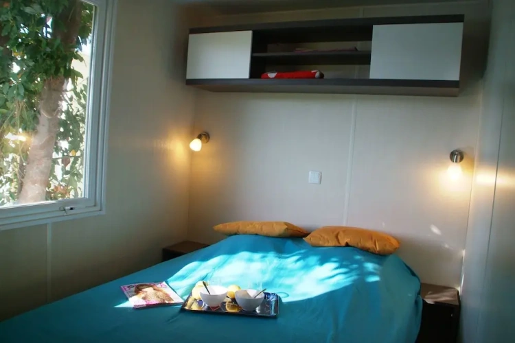 Comfort room with balcony