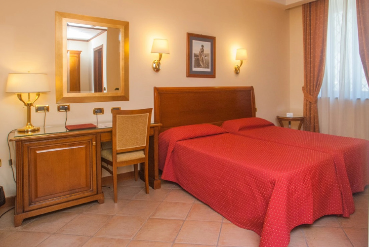 Le Cheminee Business Hotel