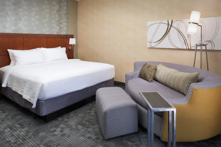 Standard Double room with courtyard view