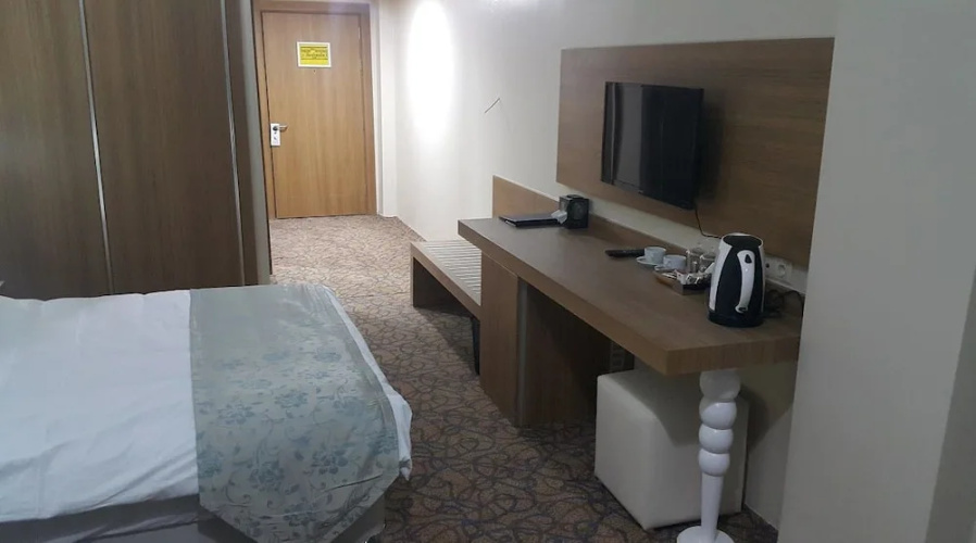 Tekirhan Otel & Lokanta