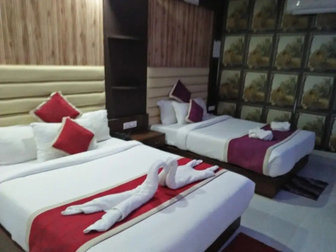 Royal Villa Beach Resort